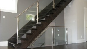 Glass railing with stainless steel HR_web